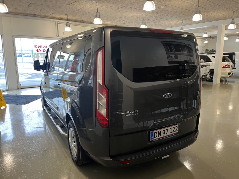 Ford Tourneo Custom 300L 2,0 TDCi 130 Titanium