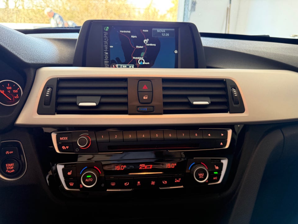 BMW 320d 2,0 Gran Turismo Luxury Line aut. 5d