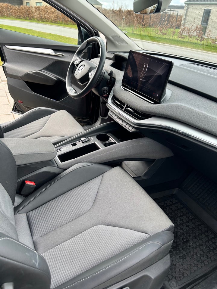 Skoda Enyaq 80 iV Plus 5d