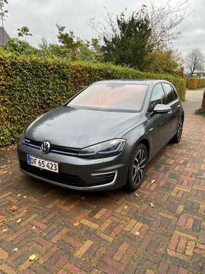 VW e-Golf VII   5d