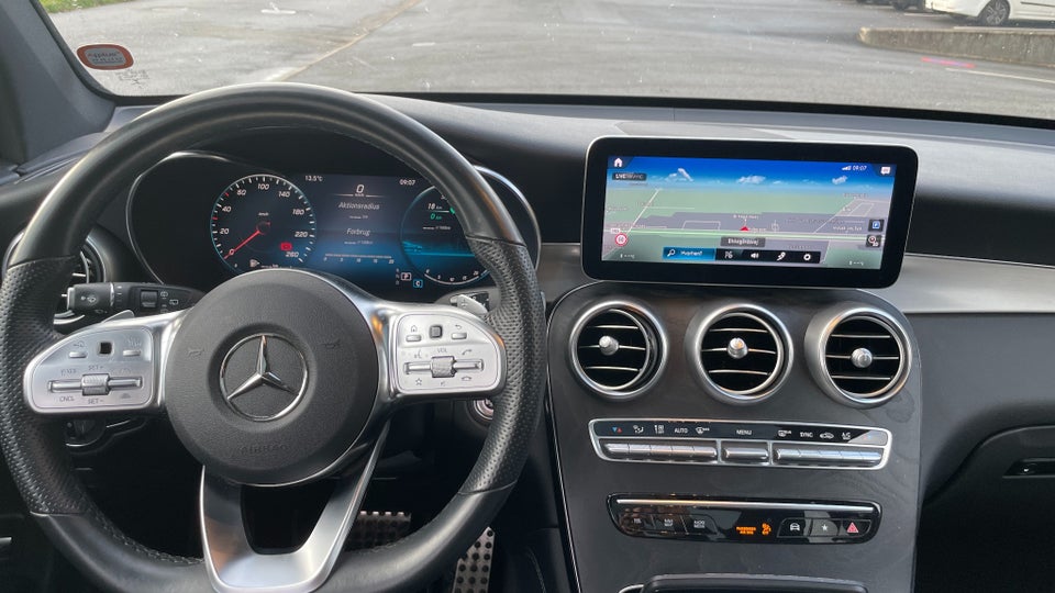 Mercedes GLC300 2,0 AMG Line aut. 4Matic 5d