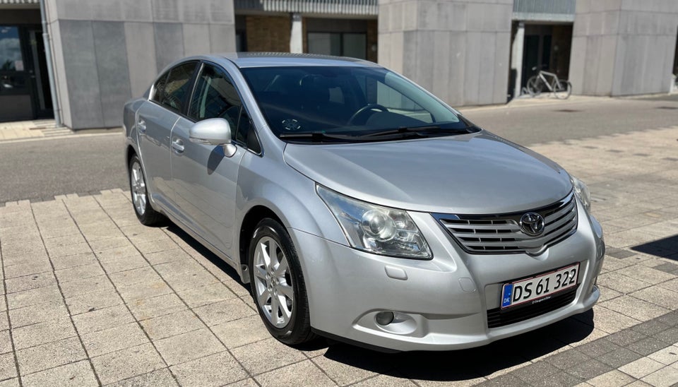 Toyota Avensis 1,8 VVT-i T2 E-CVT 4d