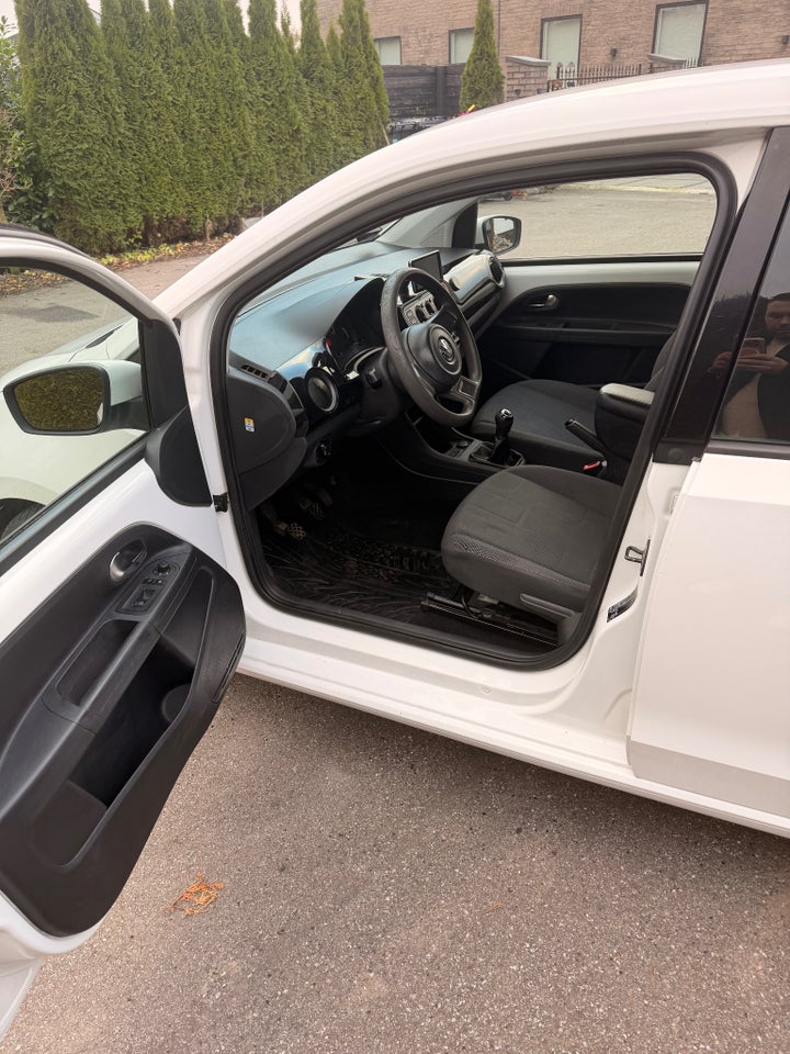 VW Up! 1,0 60 Move Up! BMT 5d