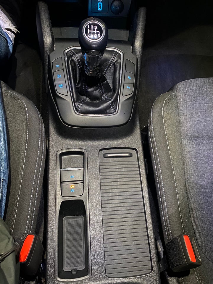 Ford Focus 1,0 EcoBoost Active stc. 5d