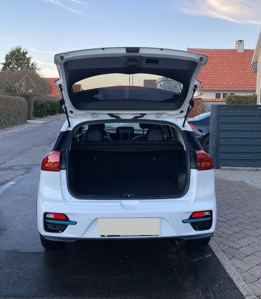 Kia e-Niro 64 Premium 5d