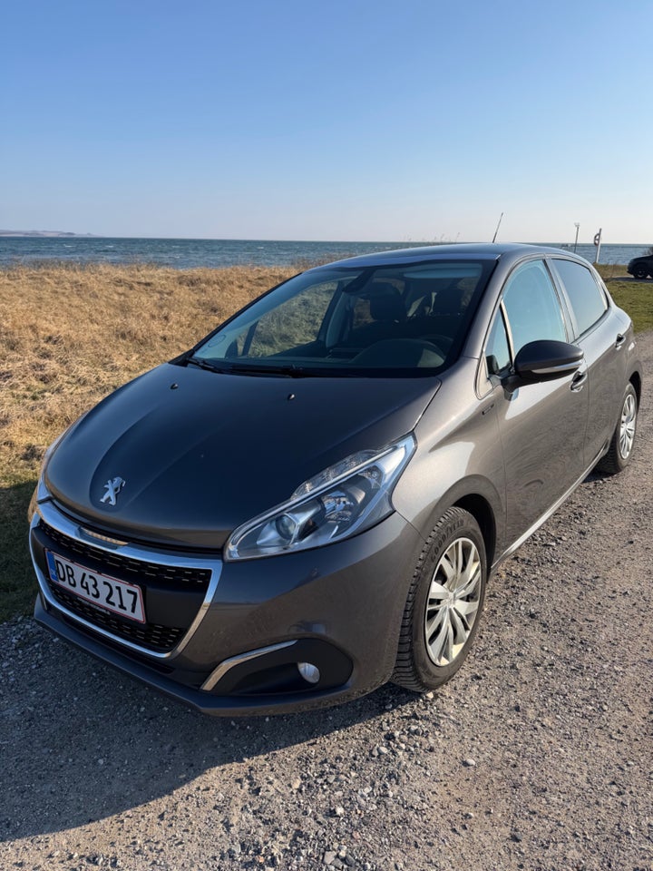 Peugeot 208 1,2 PureTech 82 Style 5d