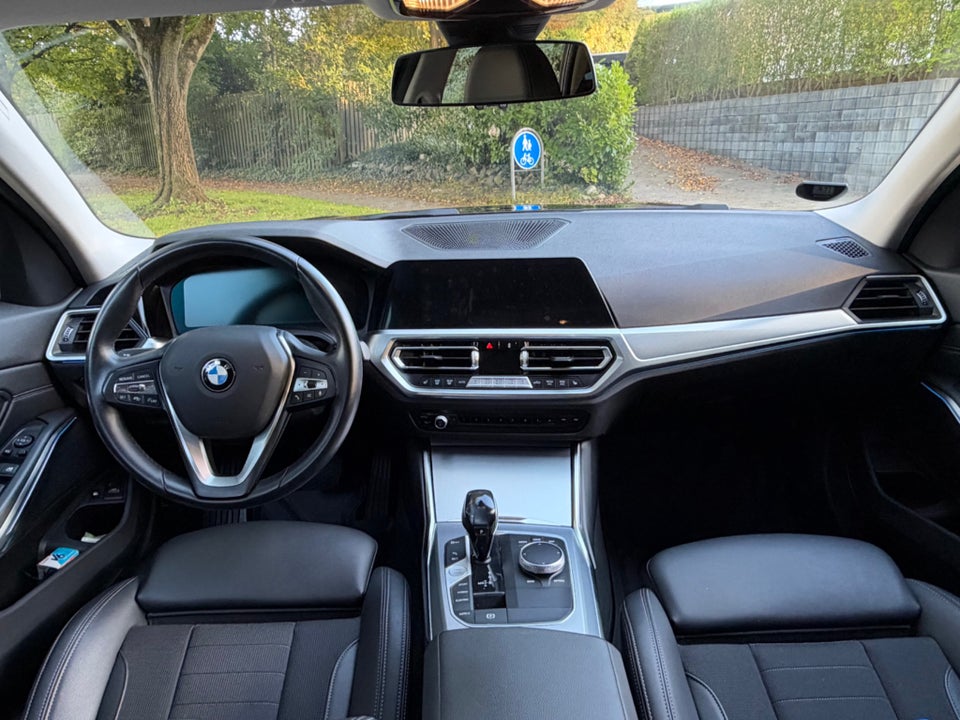 BMW 330e 2,0 Touring Sport Line aut. 5d