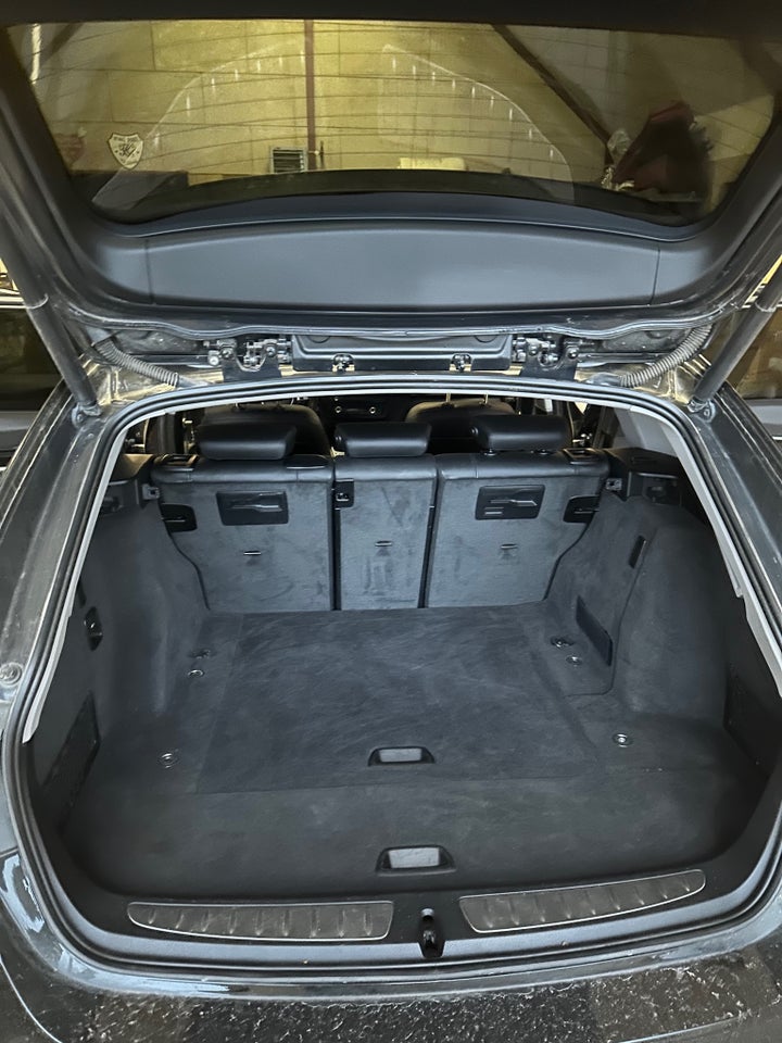 BMW 318d 2,0 Touring 5d