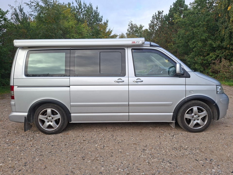 VW California 2,5 TDi 130 Comfortline 4d