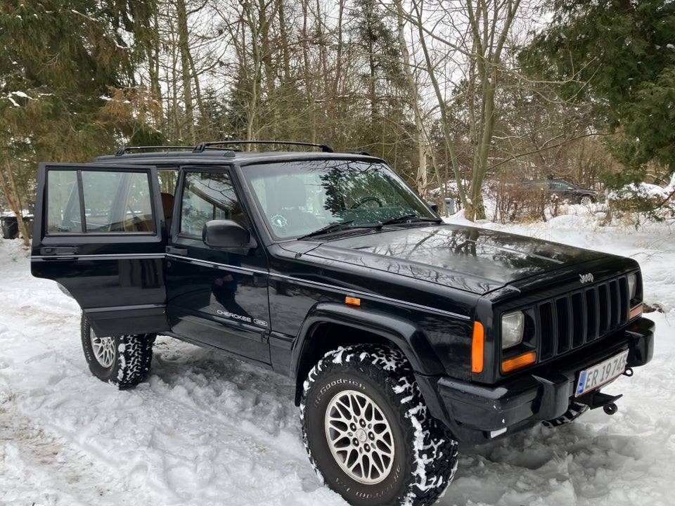 Jeep Cherokee 4,0 Limited aut. 5d