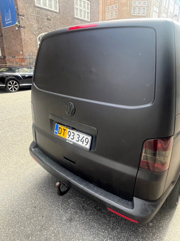 VW Transporter 2,0 TDi 114 Kassevogn kort 4d