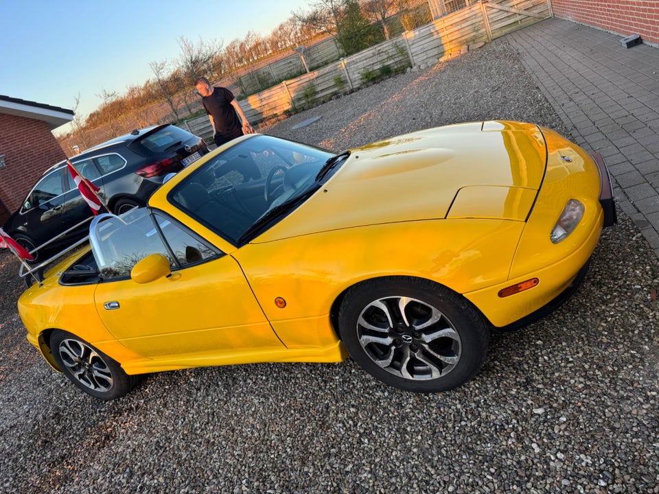 Mazda MX-5 1,6  2d