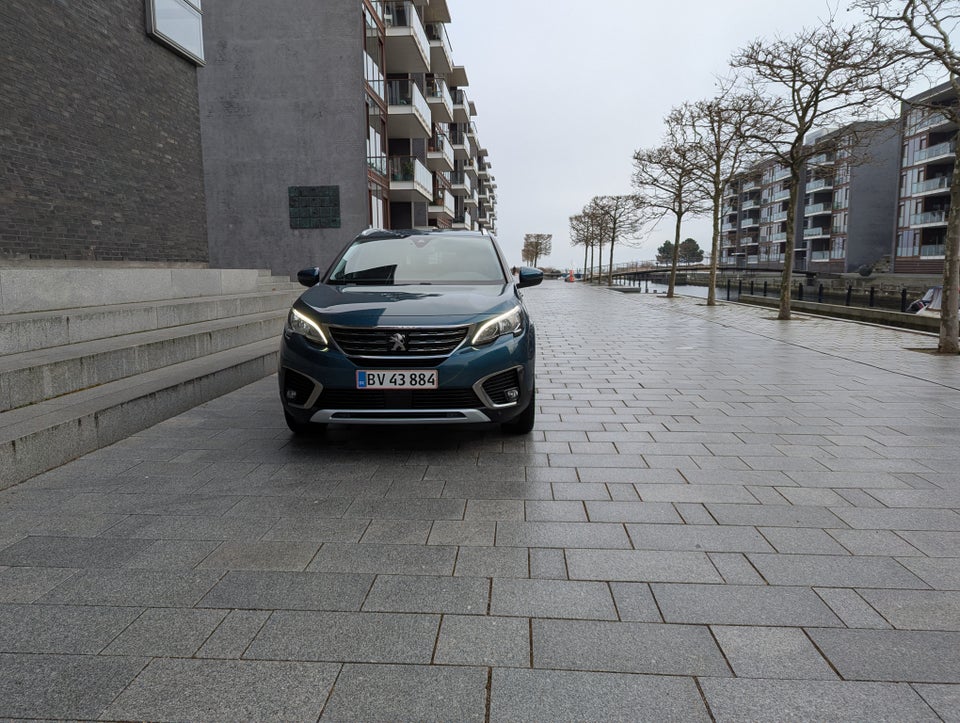 Peugeot 5008 1,6 BlueHDi 120 Allure EAT6 7prs 5d