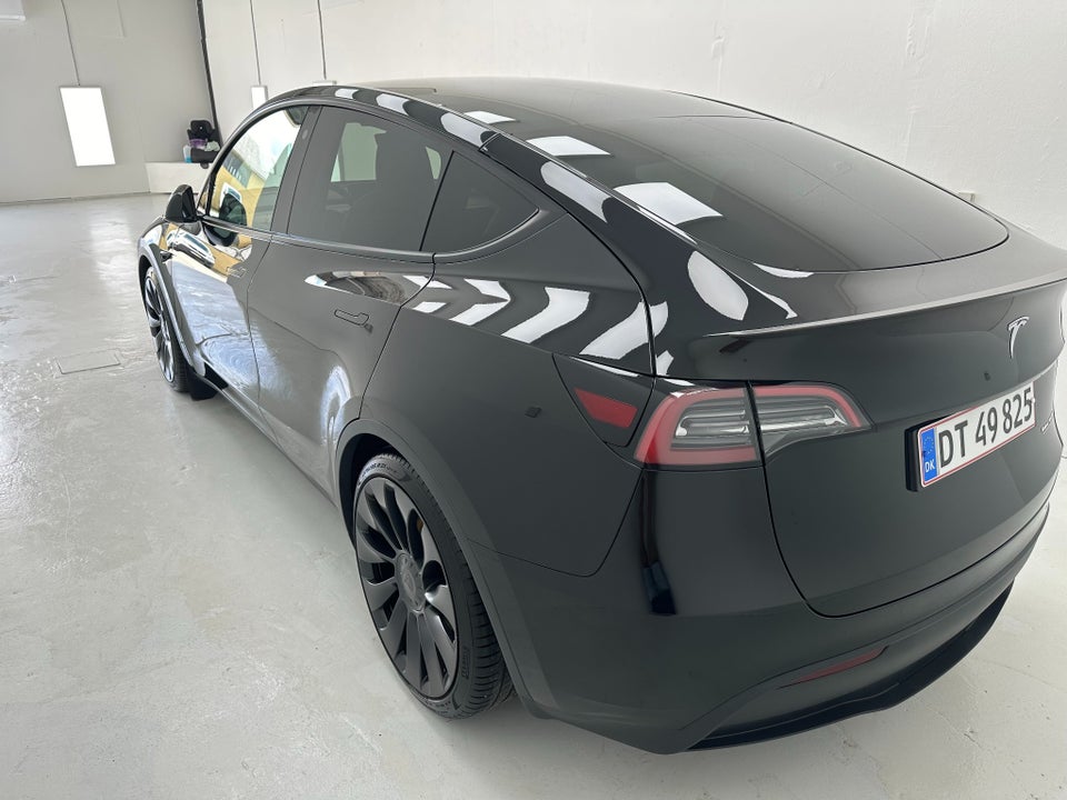 Tesla Model Y Performance AWD 5d