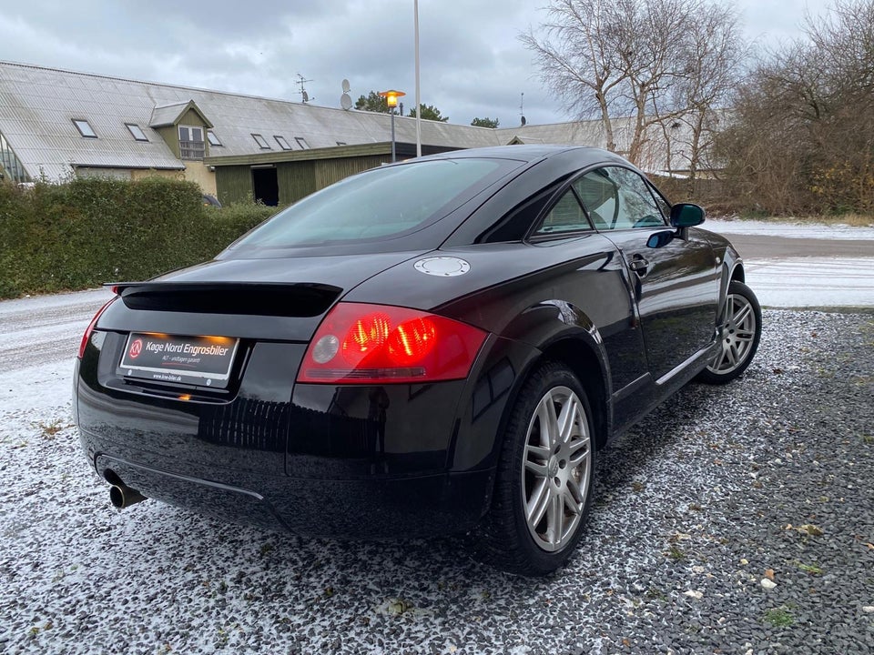 Audi TT 1,8 T 180 Coupé 2d