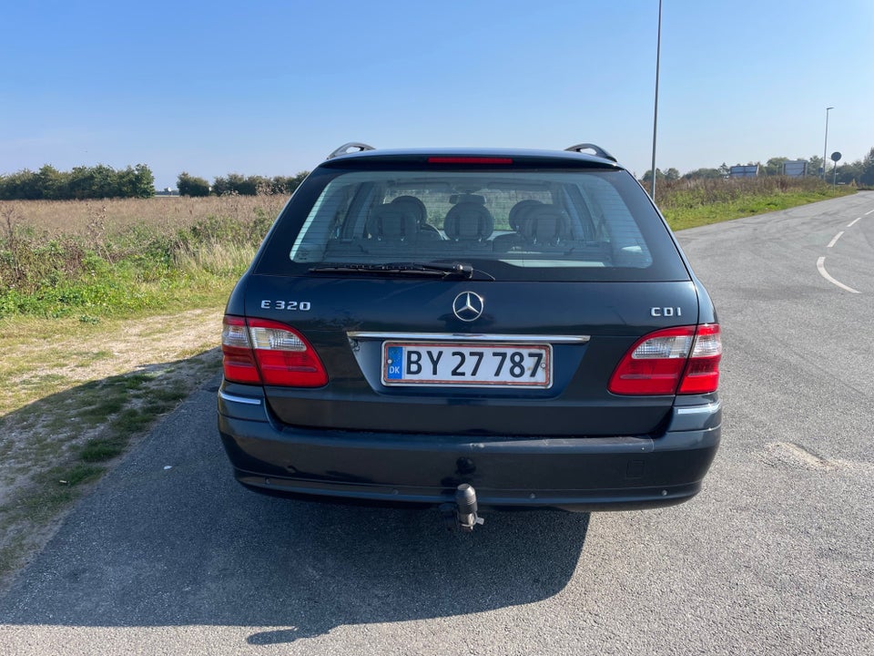 Mercedes E320 3,2 CDi Avantgarde stc. aut. 5d