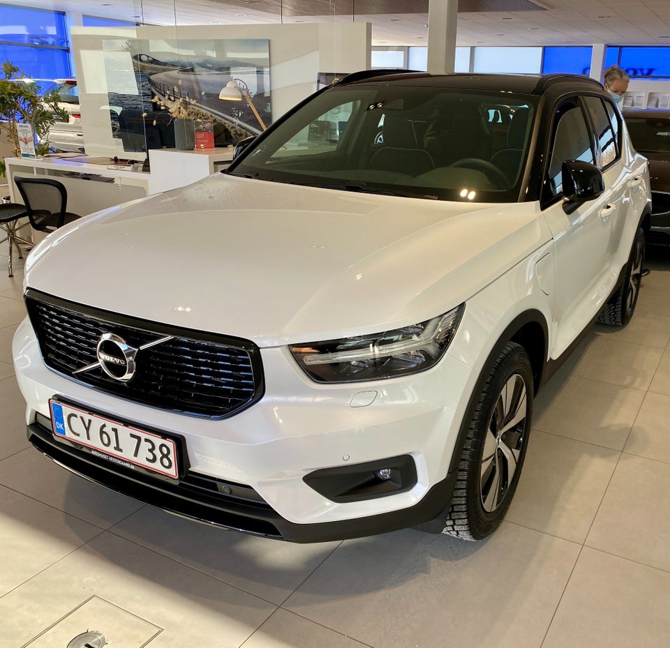 Volvo XC40 1,5 T4 ReCharge R-Design aut. 5d