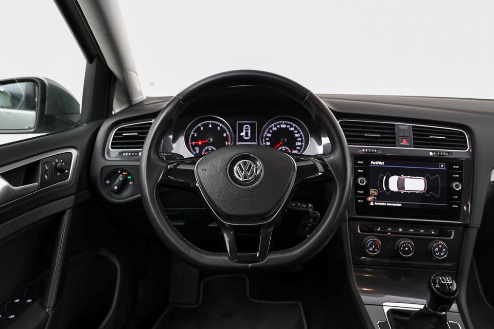 VW Golf VII 1,0 TSi 85 Trendline 5d