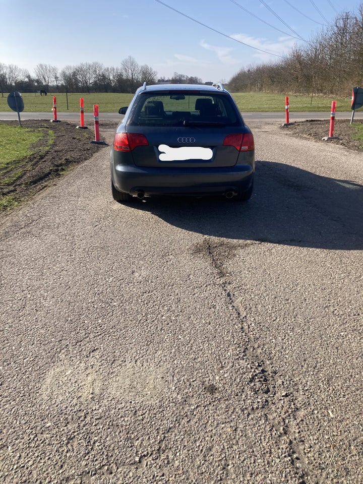 Audi A4 1,8 T 163 Avant quattro 5d