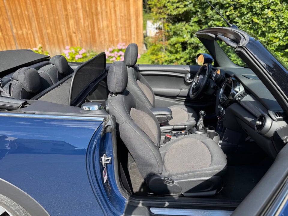 MINI Cooper 1,5 Cabriolet 2d