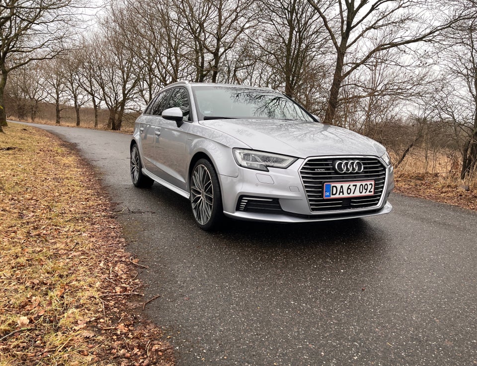 Audi A3 1,4 e-tron Sport Sportback S-tr. 5d