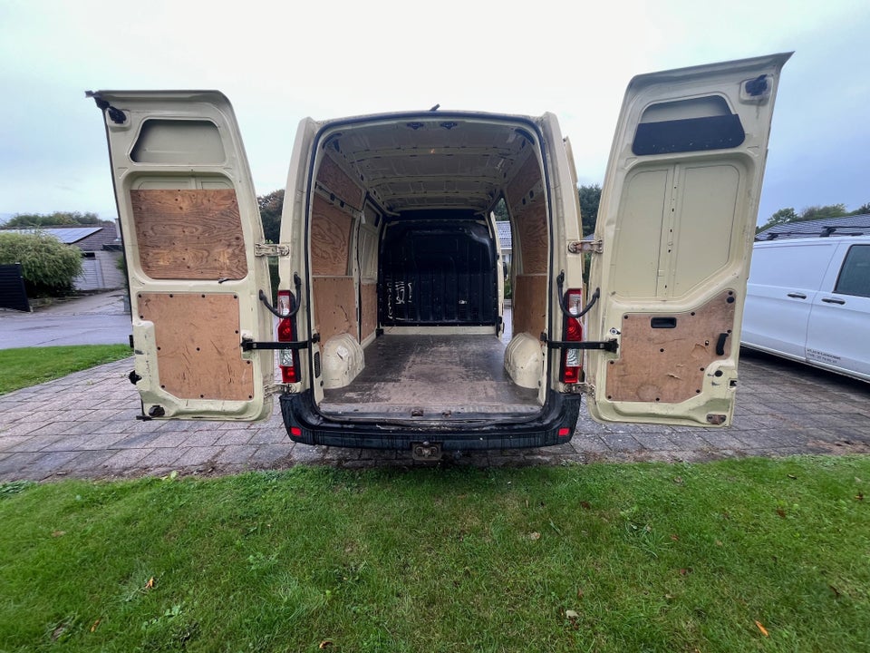 Opel Movano 2,3 CDTi 145 Kassevogn L2H2