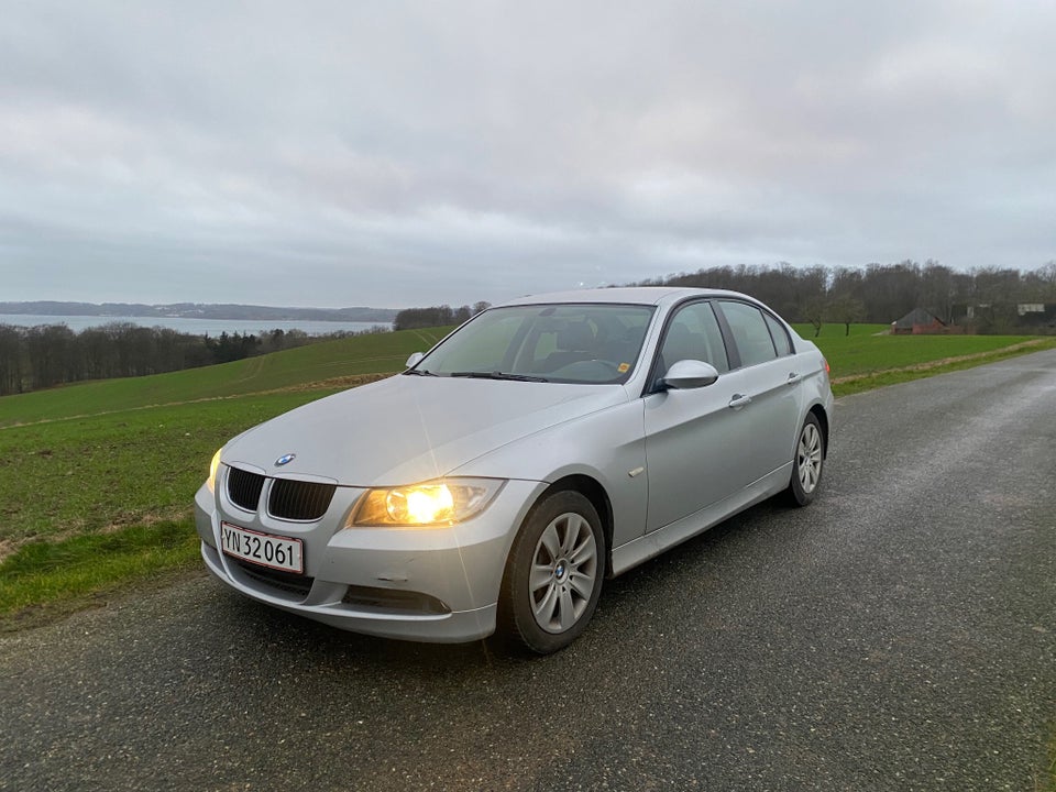 BMW 318d 2,0  4d