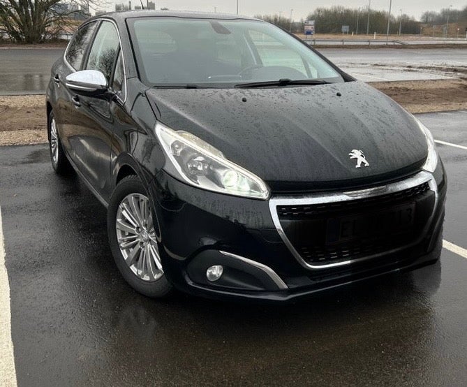 Peugeot 208 1,6 BlueHDi 100 Desire 5d