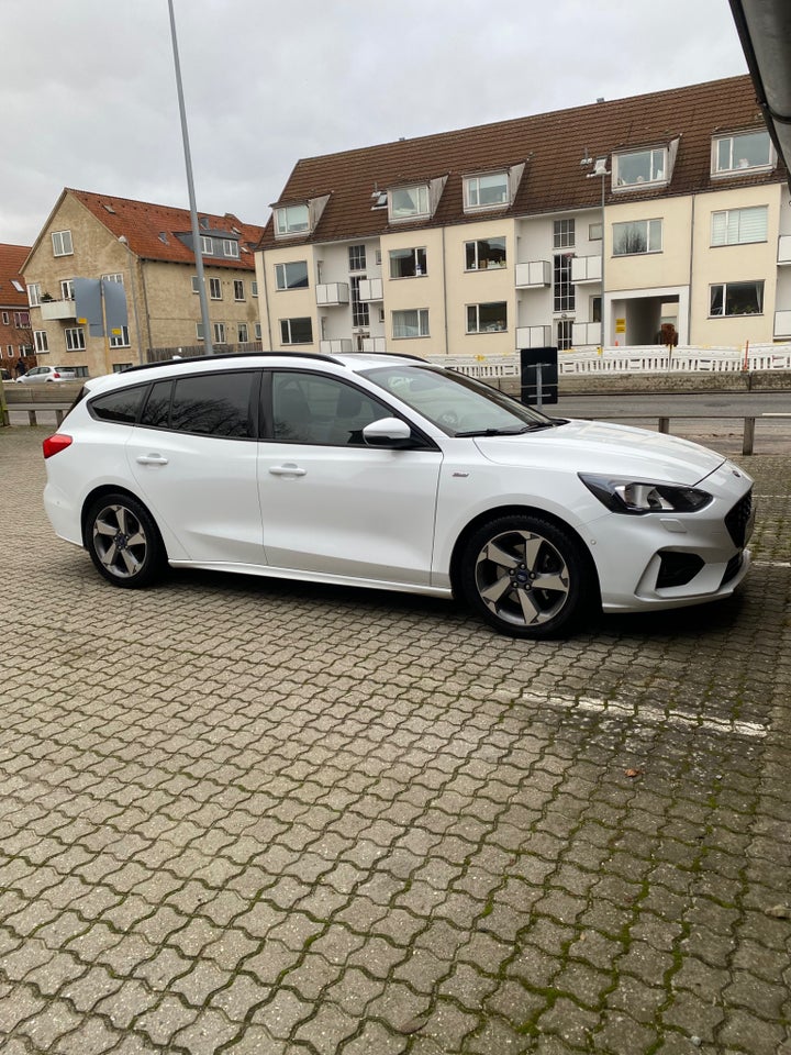 Ford Focus 2,0 EcoBlue ST-Line stc. aut. 5d