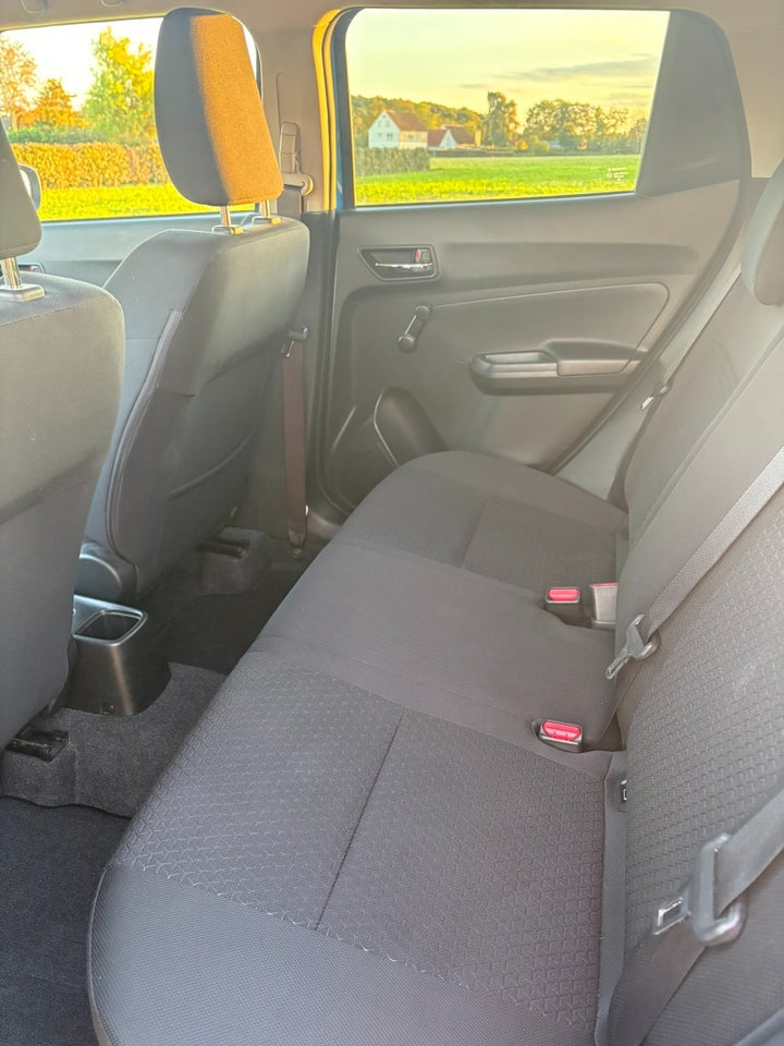 Suzuki Swift 1,2 mHybrid Action CVT 5d