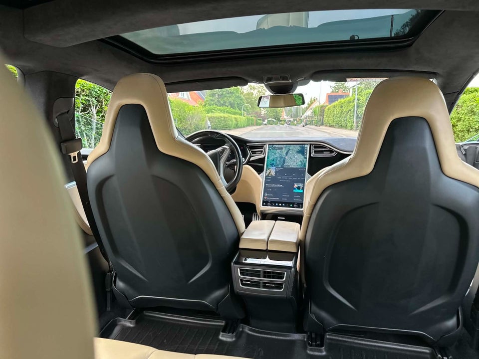 Tesla Model S P90D 5d