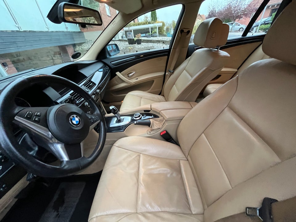 BMW 523i 2,5 Touring aut. 5d