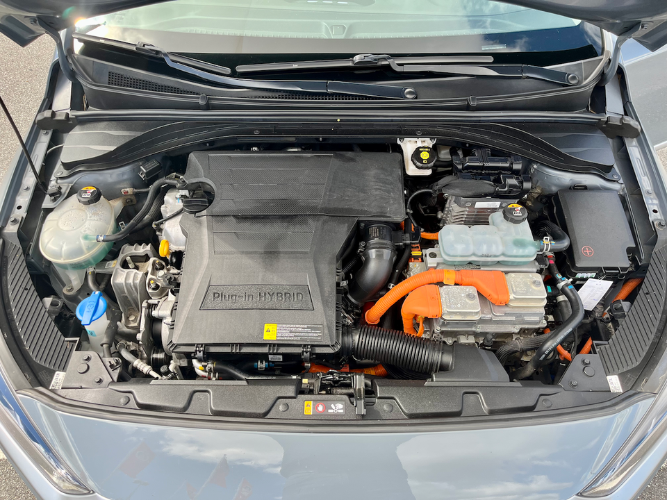 Hyundai Ioniq 1,6 PHEV Premium DCT 5d