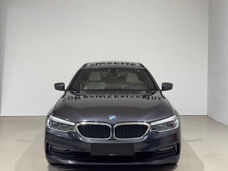 BMW 530d 3,0 Touring Sport Line xDrive aut. 5d