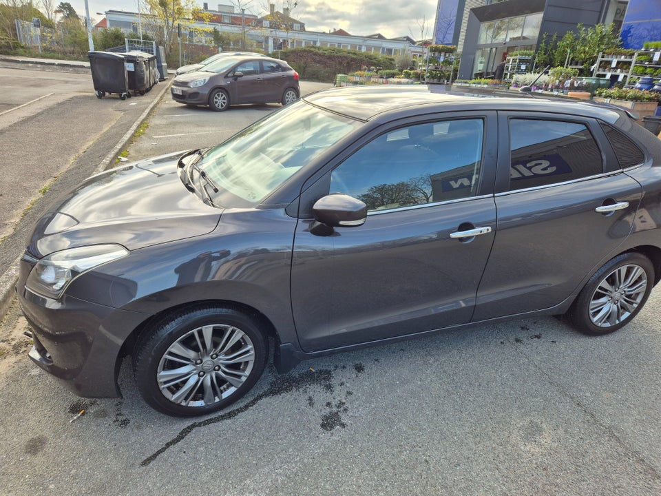 Suzuki Baleno 1,2 Dualjet mHybrid Exclusive Gold 5d