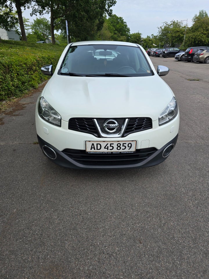 Nissan Qashqai 1,6 Visia 5d