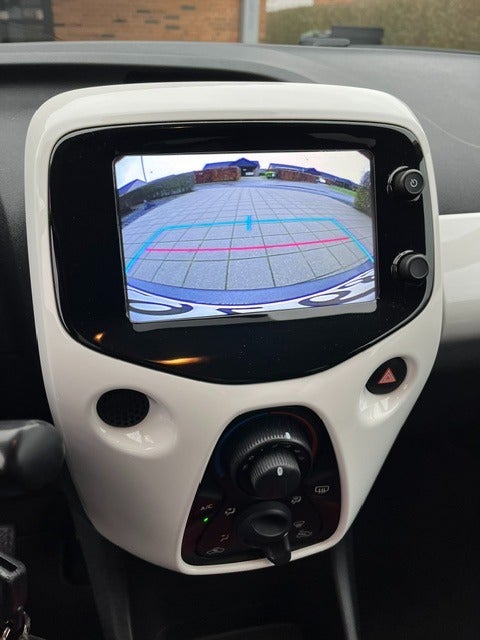 Toyota Aygo 1,0 VVT-i x-press 5d