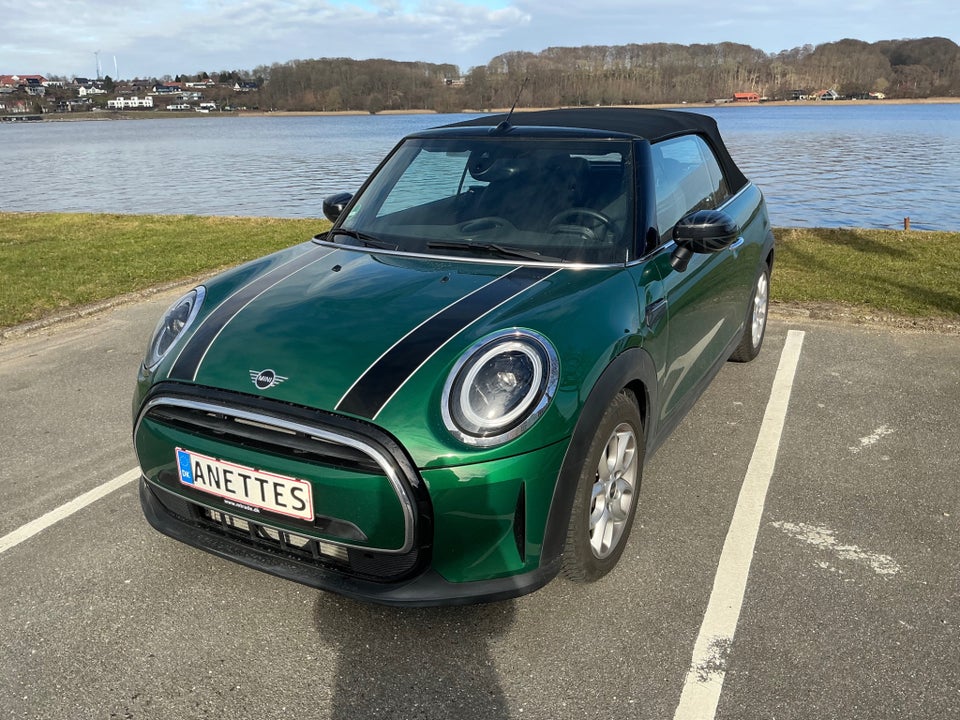 MINI Cooper 1,5 Essential Cabriolet aut. 2d