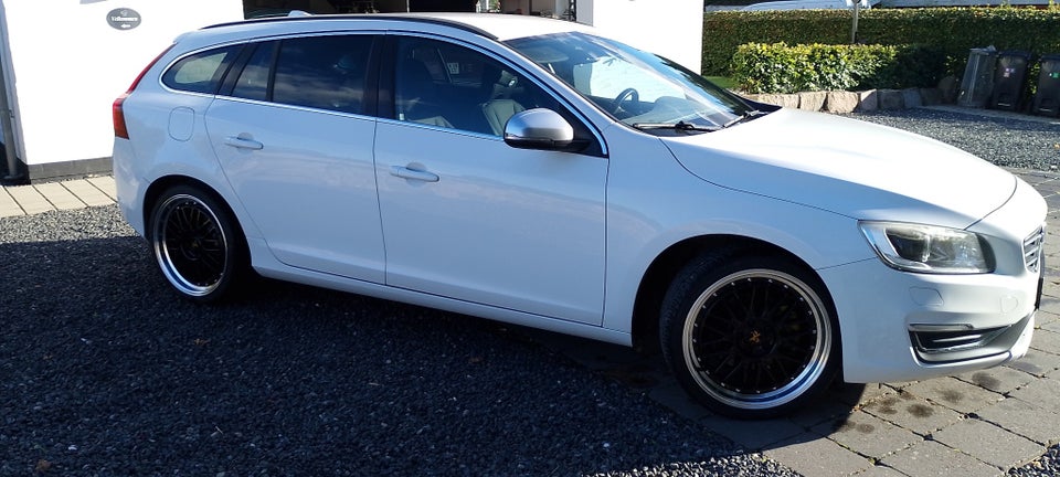 Volvo V60 2,0 D4 163 Kinetic 5d