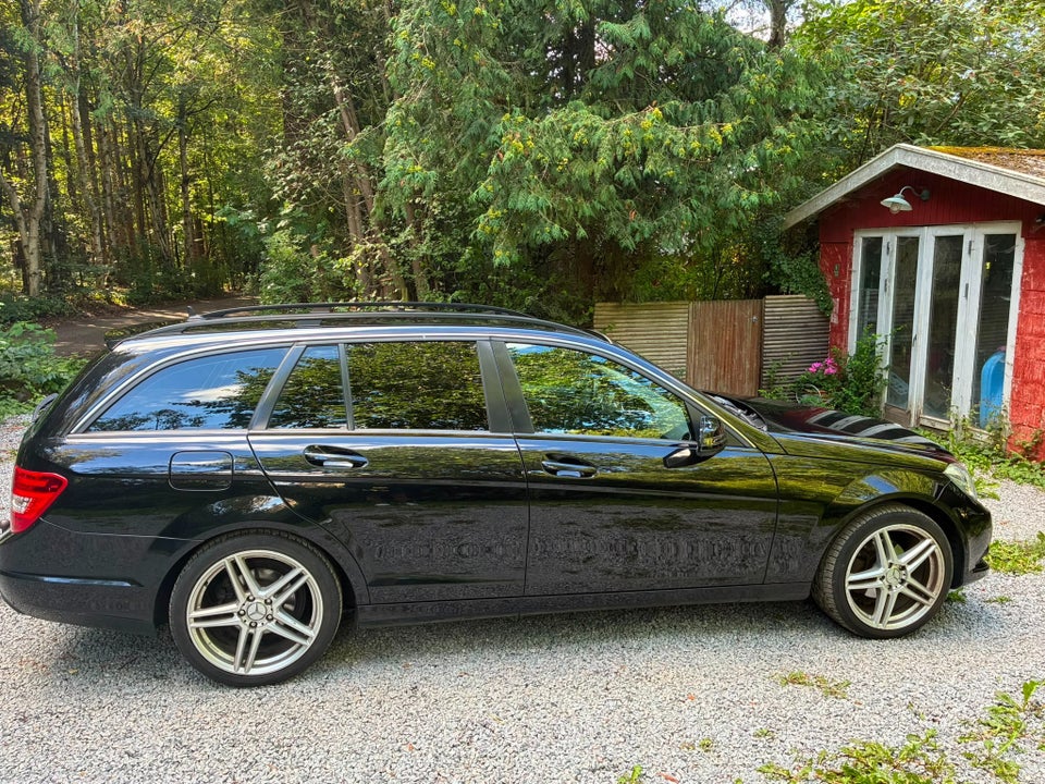 Mercedes C180 2,2 CDi Avantgarde stc. BE 5d