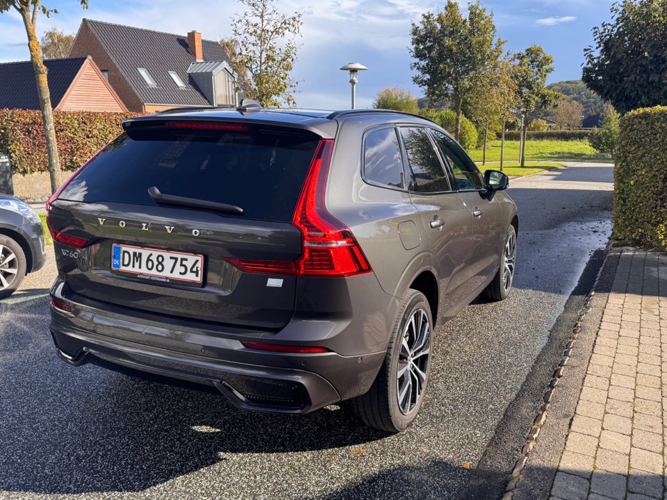 Volvo XC60 2,0 T8 ReCharge Ultimate Dark aut. AWD 5d