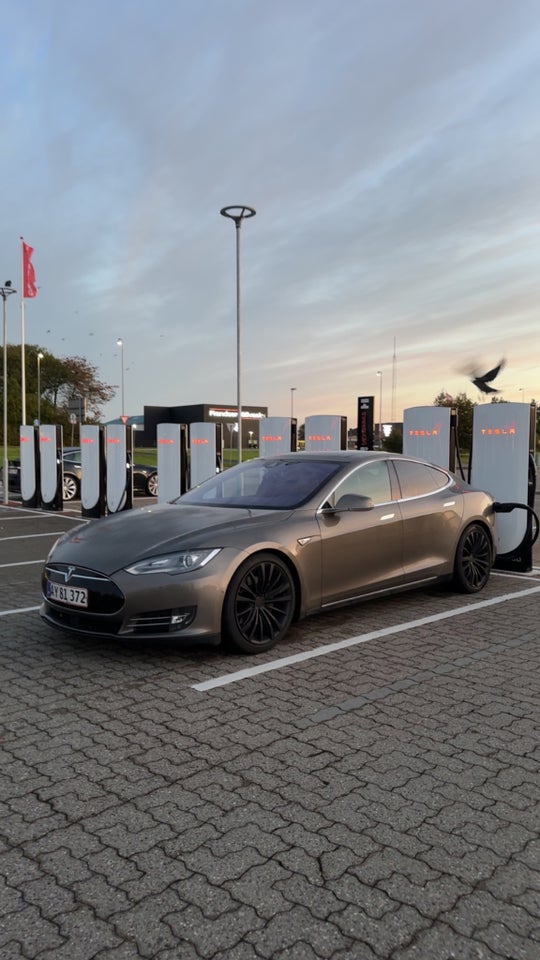 Tesla Model S 70D 5d