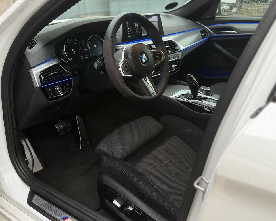 BMW 520d 2,0 M-Sport aut. 4d