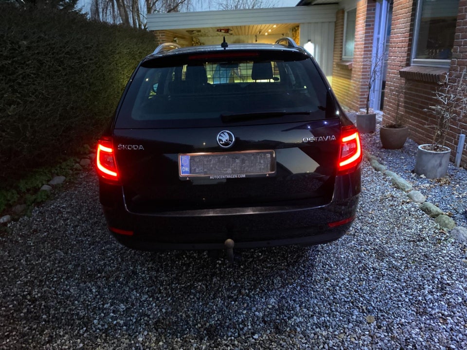 Skoda Octavia 2,0 TDi 150 Business Line+ Dynamic Combi DSG 5d