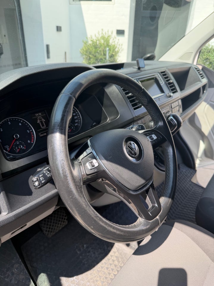 VW Transporter 2,0 TDi 140 Kassevogn DSG lang