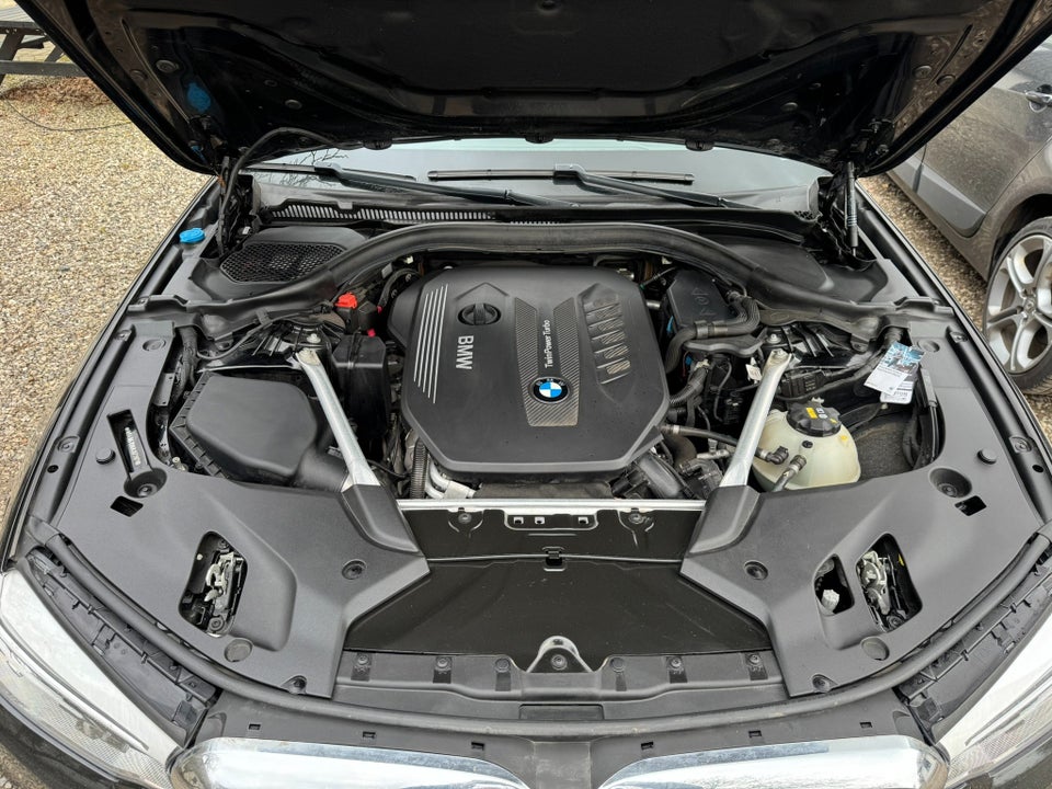 BMW 530d 3,0 Touring Sport Line aut. 5d