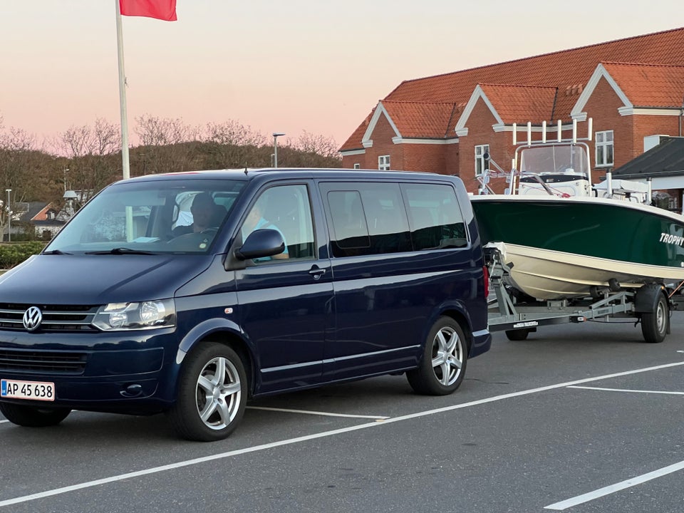 VW Caravelle 2,0 TDi 140 Comfortline DSG kort 4d