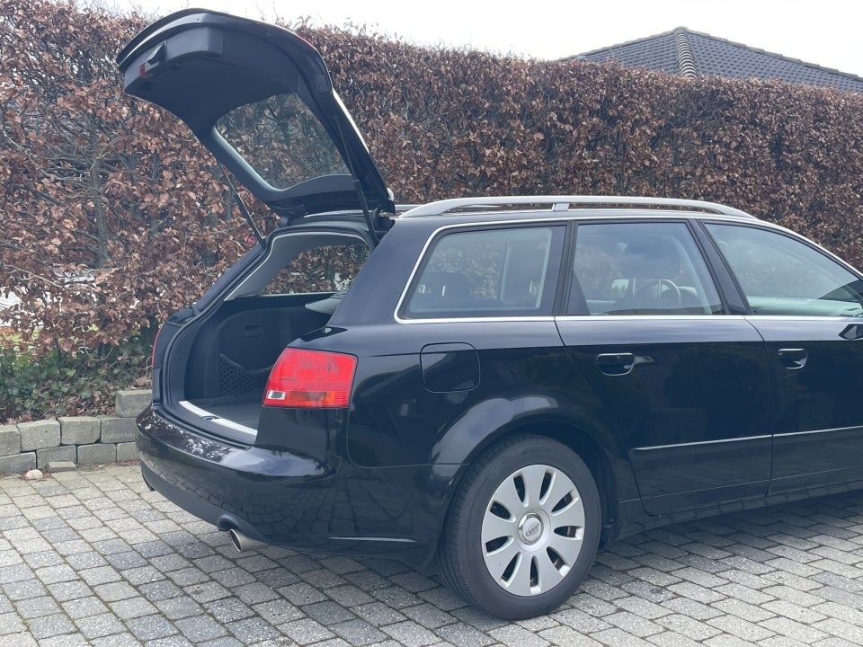 Audi A4 1,8 T 163 Avant 5d