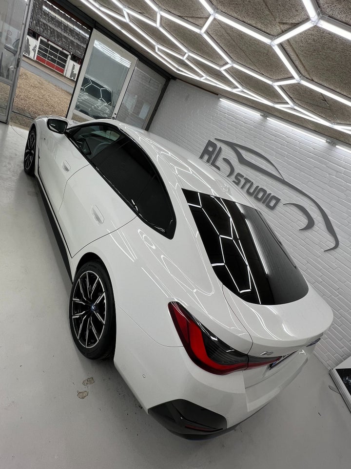 BMW i4 eDrive40 Fully Charged M-Sport 5d