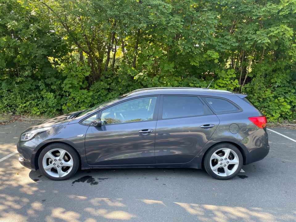 Kia Ceed 1,4 CVVT Family+ SW 5d